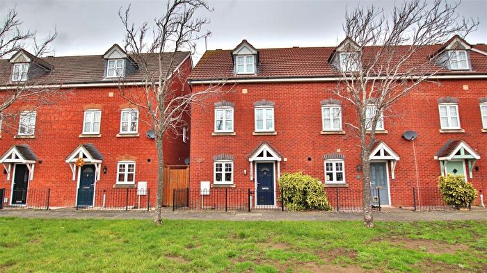 3 Bedroom Terraced House For Sale In Douglas Walk, Saxon Park, Tewkesbury, GL20