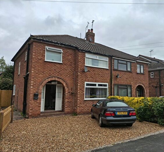 3 Bedroom Semi-Detached House For Sale In Hawthorn Road, Christleton, Chester, CH3
