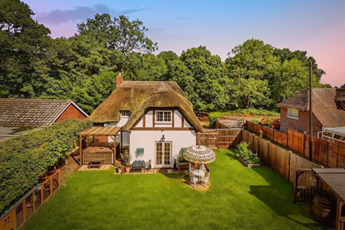 4 Bedroom Character Property For Sale In Upper Toothill Road, Rownhams, Southampton, SO16