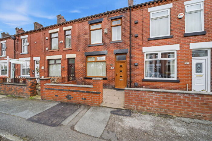 3 Bedroom Terraced House For Sale In Lord Street, Kearsley, Bolton, BL4