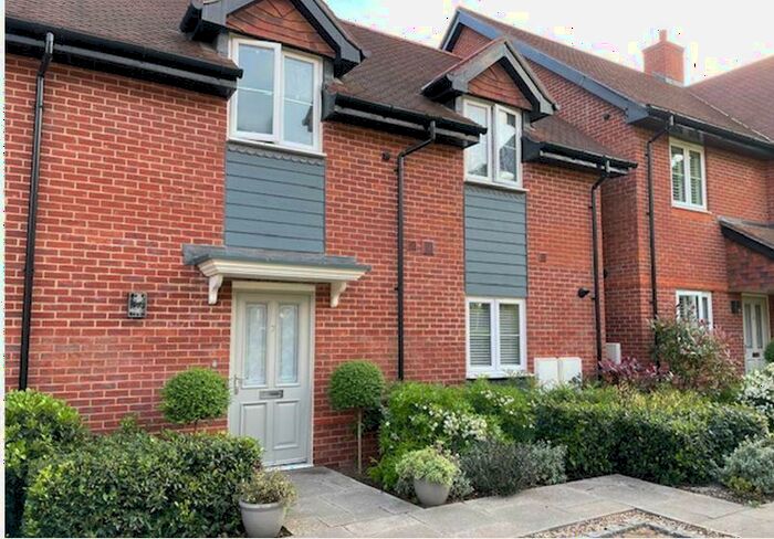 3 Bedroom End Of Terrace House To Rent In Parklands Manor, Besselsleigh, OX13