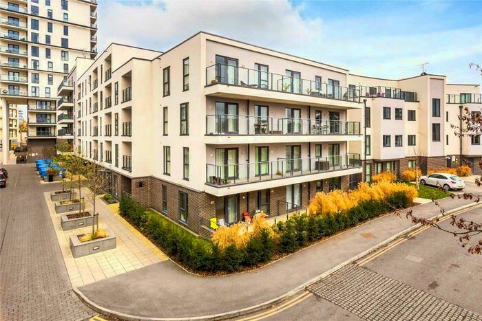 1 Bedroom Apartment To Rent In Woking, GU22