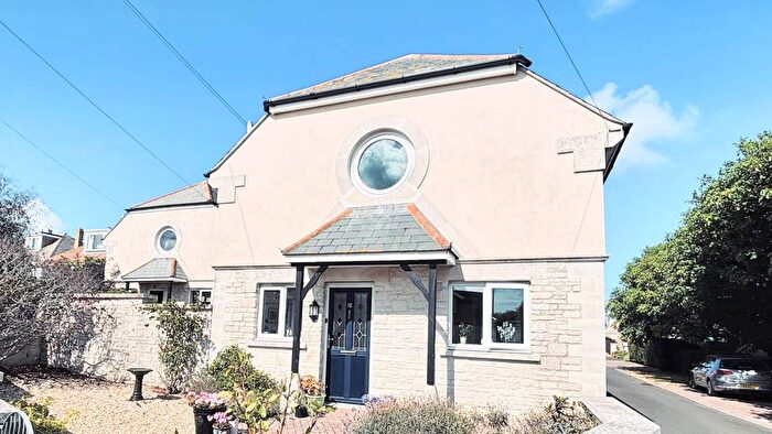 3 Bedroom Detached House For Sale In Sweet Hill Road, Portland, Dorset, DT5