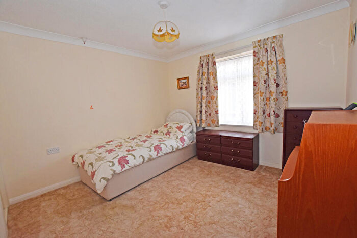 1 Bedroom Apartment For Sale In Lady Place Court, Market Square, Alton, Hampshire, GU34