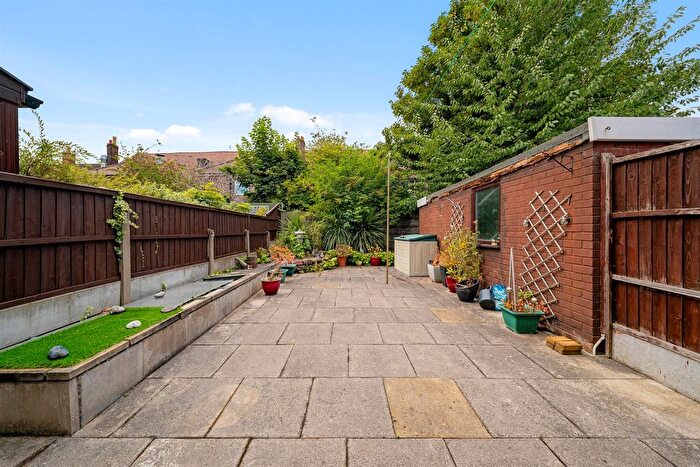 3 Bedroom Semi-detached House For Sale In Montgomery Close, Whiston, Prescot, L35