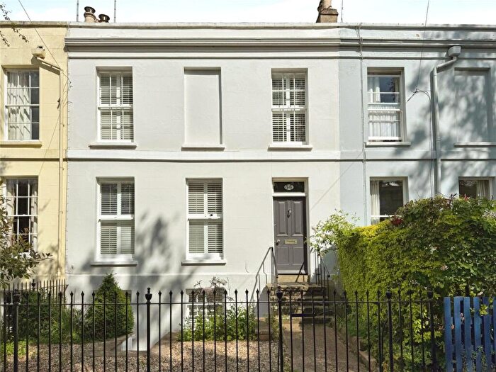 3 Bedroom Terraced House For Sale In Gratton Road, Leckhampton, Cheltenham, GL50