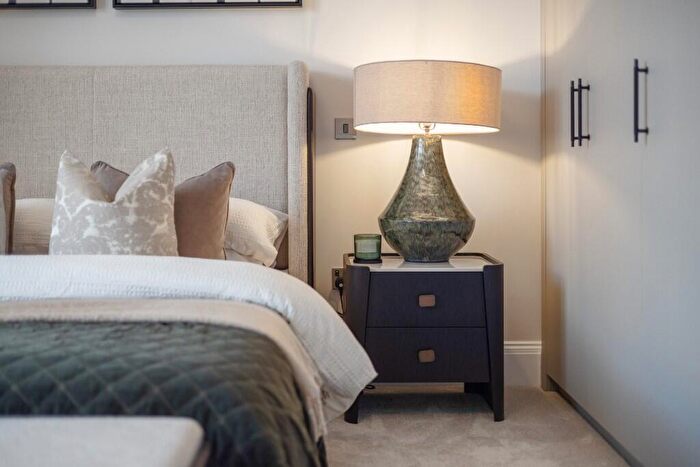 2 Bedroom Apartment For Sale In Royal Meadows, Sciennes Road, Edinburgh, EH9