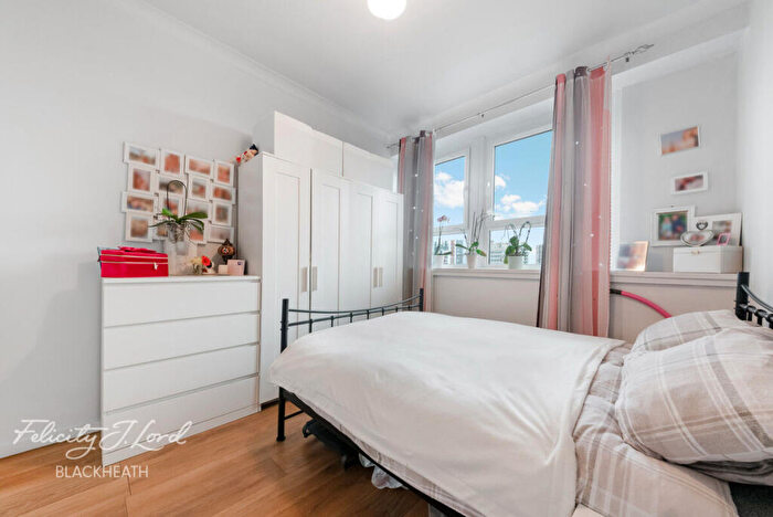 2 Bedroom Apartment For Sale In Calderwood Street, Woolwich, SE18