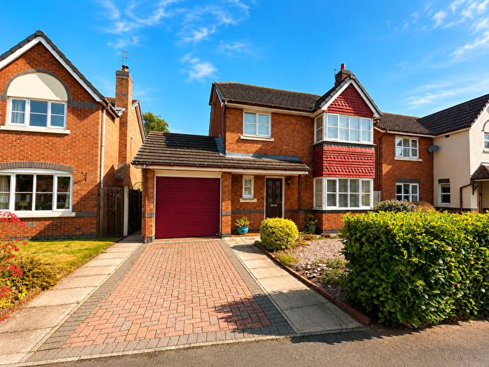 3 Bedroom Detached House For Sale In Hawthorn Close, Holmes Chapel, CW4