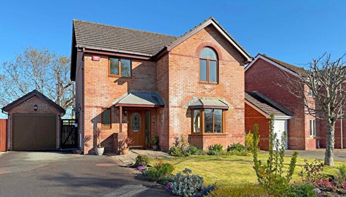 4 Bedroom Detached House For Sale In Gwel Y Llan, Llandegfan, Anglesey, LL59