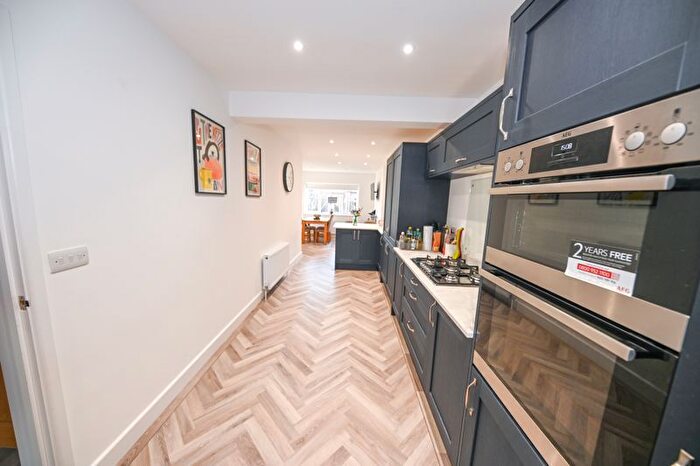 3 Bedroom Semi Detached House To Rent In Kingscote Road, Waterlooville, PO8