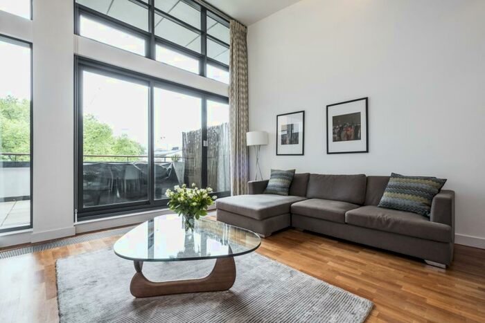 2 Bedroom Apartment To Rent In City Road London, EC1Y