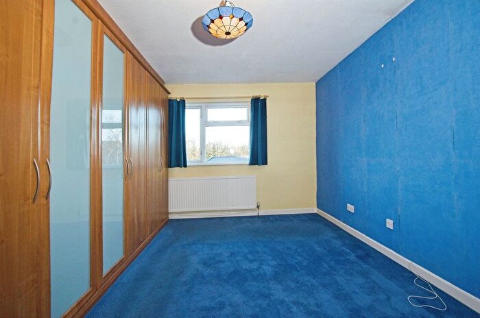 4 Bedroom Detached House For Sale In Rectory Close, Sarn, Bridgend, CF32