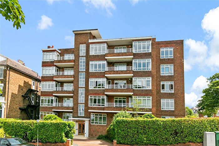 4 Bedroom Flat To Rent In Hillbrow, Richmond Hill, Richmond, Surrey, TW10