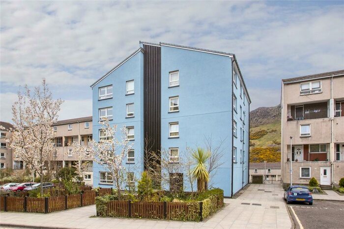 1 Bedroom Apartment To Rent In Viewcraig Gardens, Newington, Edinburgh, EH8
