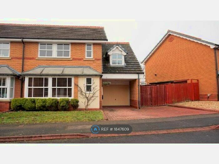 3 Bedroom Semi-Detached House To Rent In Kilsby Grove, Solihull, B91