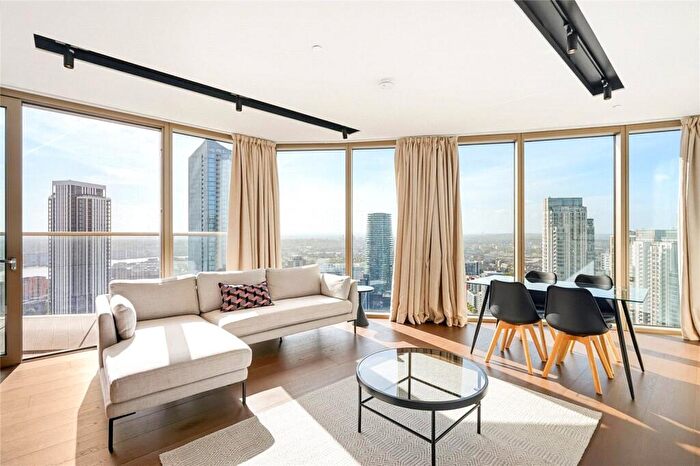 3 Bedroom Apartment For Sale In Park Drive, Canary Wharf, E14