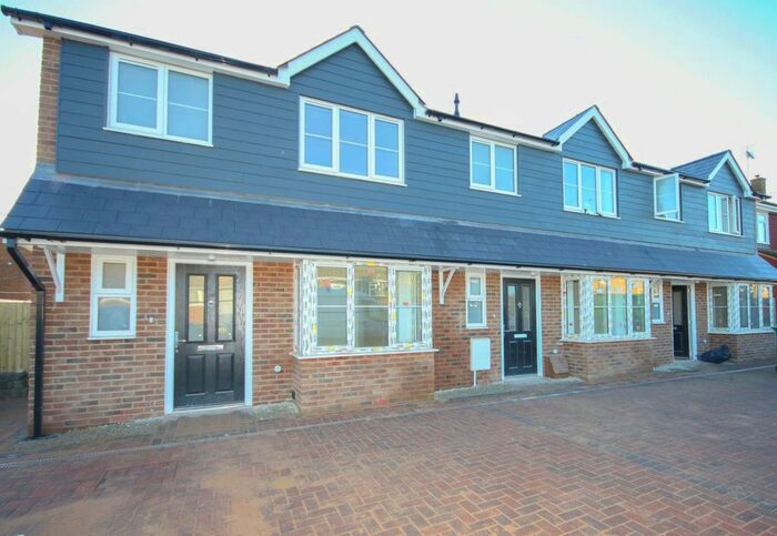 3 Bedroom Property To Rent In Lower Road, Faversham ME13