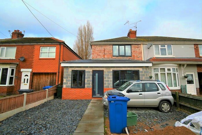 3 Bedroom Semi-Detached House To Rent In Marlborough Avenue, Sprotbrough, Doncaster, DN5