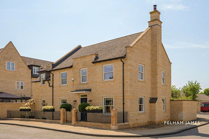 4 Bedroom Detached House For Sale In Hereward Place, Stamford, PE9