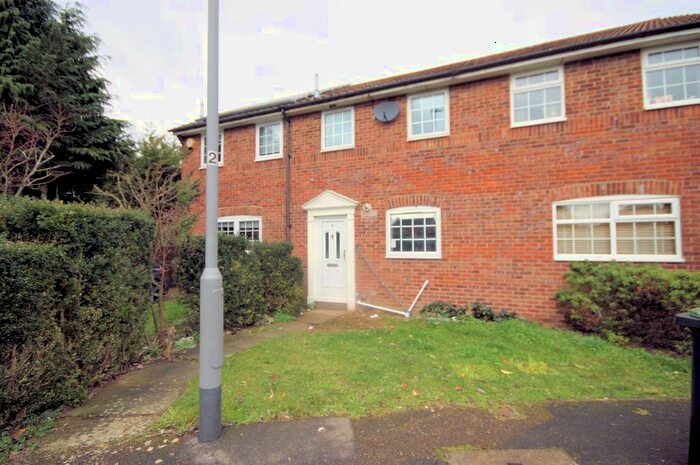 2 Bedroom Terraced House To Rent In Eagle Close, Luton, LU4
