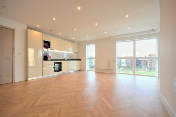 2 Bedroom Flat To Rent In Birch House, Kidbrooke Village, SE3