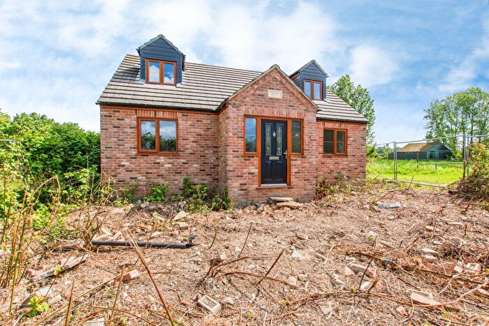 4 Bedroom Bungalow For Sale In Panswell Lane, Wisbech, PE13
