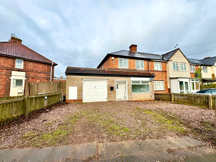 3 Bedroom Semi-Detached House To Rent In Nailstone Crescent, Birmingham, B27