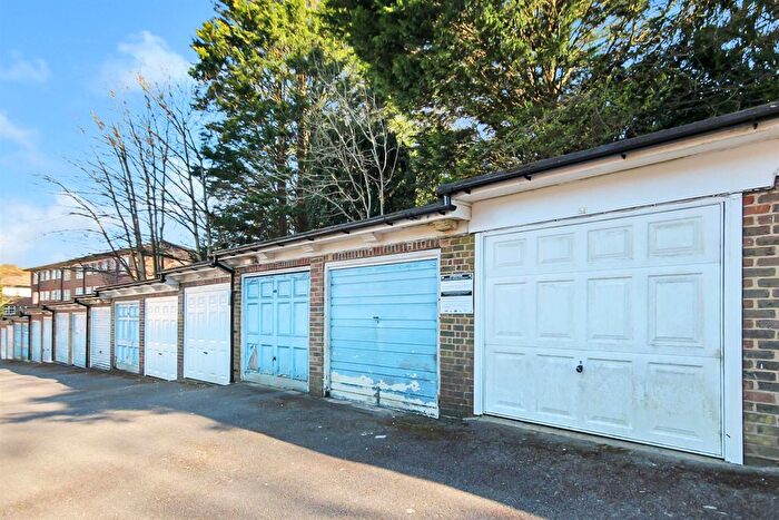 Garage / Parking To Rent In Regency Court, Withdean Rise, Brighton, BN1