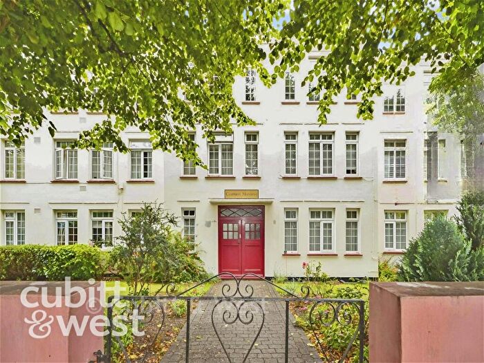 2 Bedroom Flat For Sale In Campbell Road, Southsea, Hampshire, PO5