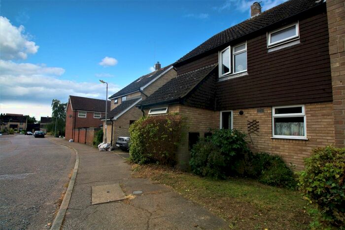 3 Bedroom Semi-Detached House To Rent In Fernlea, Colchester, Essex, CO4