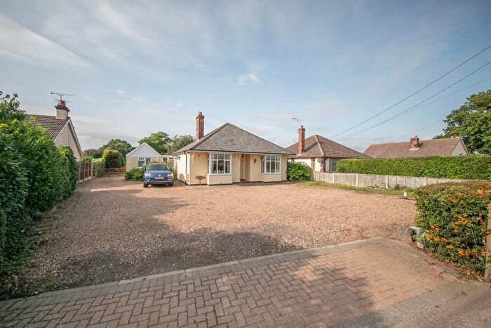 4 Bedroom Detached Bungalow For Sale In Colchester Main Road, Alresford, Colchester, CO7