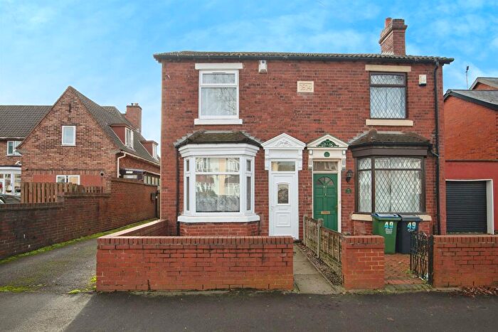 3 Bedroom Semi Detached House For Sale In Hall Green Road, West Bromwich, B71