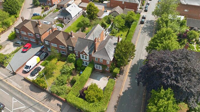 5 Bedroom Detached House For Sale In Hillmorton Road, Rugby, CV22