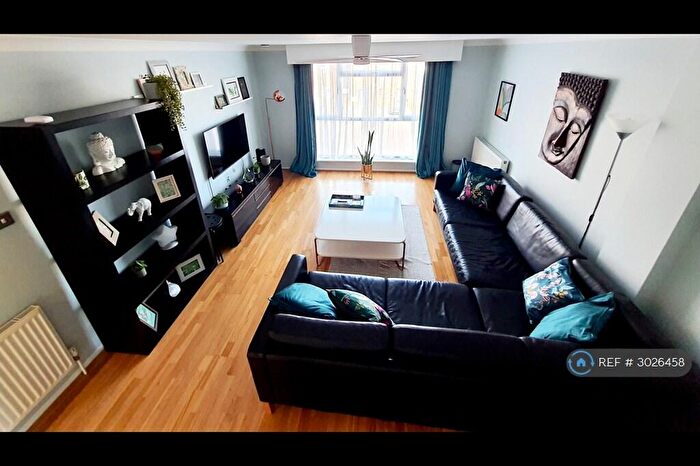 3 Bedroom Terraced House To Rent In Goldstone Lane, Hove, BN3