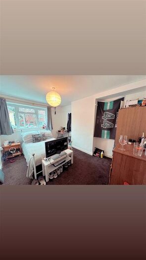 9 Bedroom Property To Rent In Parsons Place, Oxford, OX4