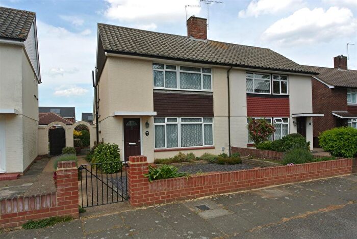 4 Bedroom Property To Rent In Muncaster Road, Ashford, TW15