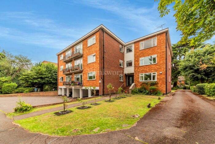 2 Bedroom Apartment To Rent In Copers Cope Road, Beckenham, BR3
