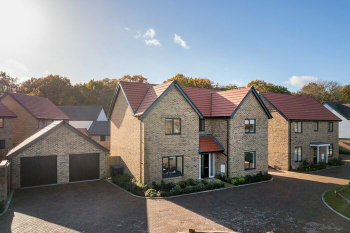 4 Bedroom Detached House To Rent In Gibby Road, Copthorne, RH10