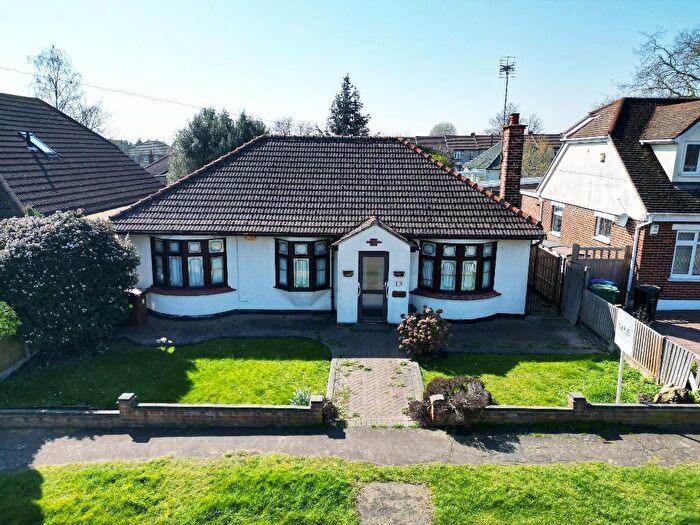 3 Bedroom Detached House For Sale In Woolifers Avenue, Corringham, Essex, SS17
