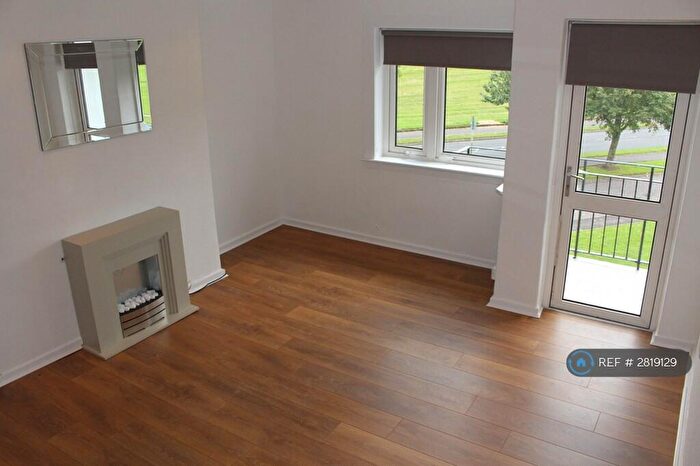 2 Bedroom Flat To Rent In Leitchland Road, Paisley, PA2