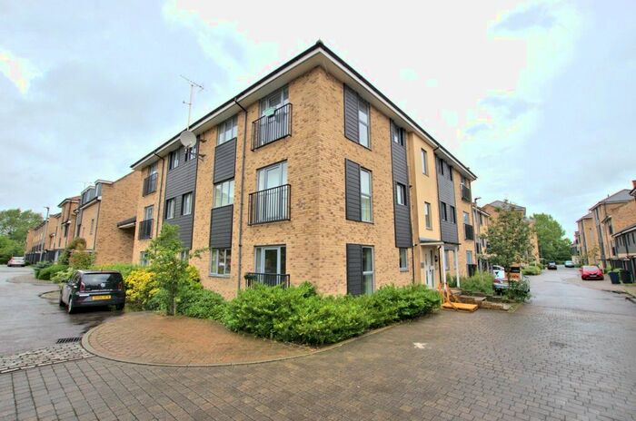 1 Bedroom Flat To Rent In Alice Bell Close, Cambridge CB4
