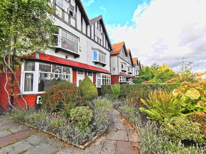 5 Bedroom Semi-Detached House To Rent In Ryebank Road, Chorlton, M21