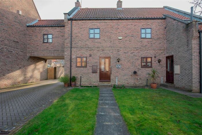 2 Bedroom Terraced House To Rent In Chestnut Road, Cawood, Selby, YO8