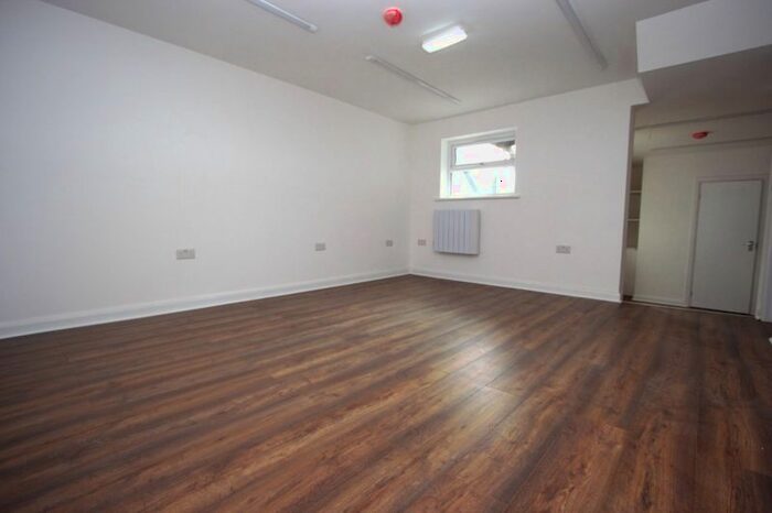 1 Bedroom Property To Rent In Lower Addiscombe Road, Addiscombe, Croydon, CR0