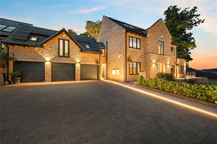6 Bedroom Detached House For Sale In Ivy House, Knowl Park Gardens, Mirfield, West Yorkshire, WF14
