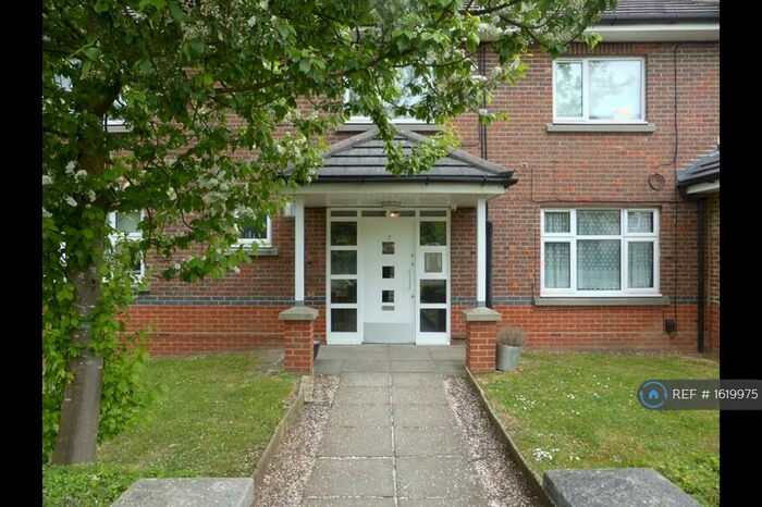 Studio To Rent In Wellfield Road, Hatfield, AL10