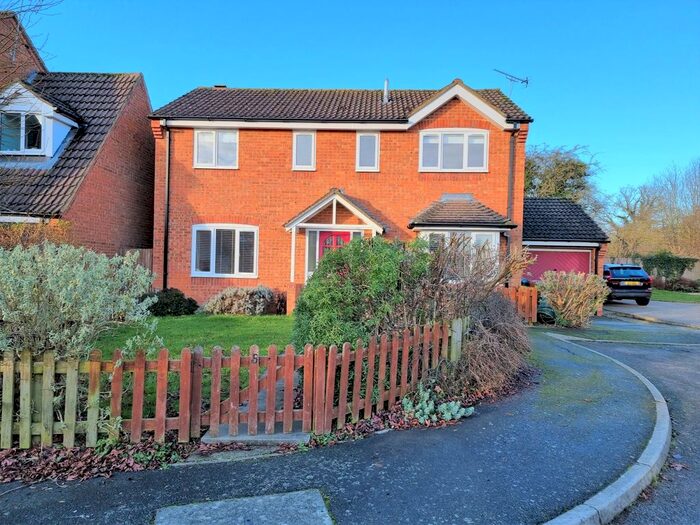 4 Bedroom Detached House To Rent In Watlow Gardens, Maids Moreton, Buckingham MK18