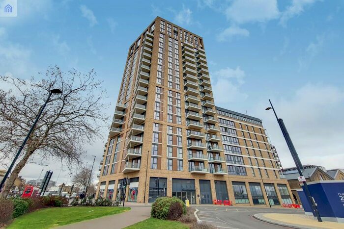 2 Bedroom Flat To Rent In Duncombe House, Royal Arsenal, SE18