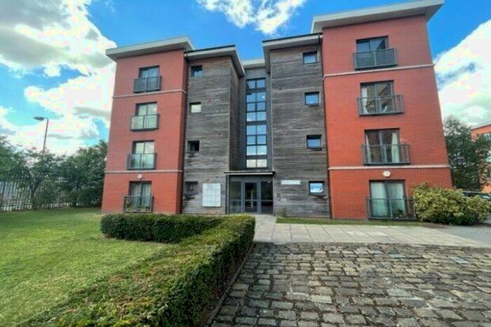 2 Bedroom Property To Rent In Frappell Court, Warrington, WA2